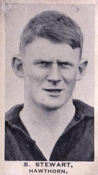 1932 Godfrey Phillips Tobacco Victorian League & Association Footballers #28 Stuart Stewart Front